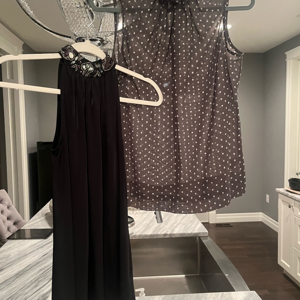 Two tops size extra small one for work one for evening 🖤